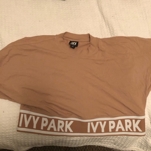Ivy Park crop top - Picture 1 of 1